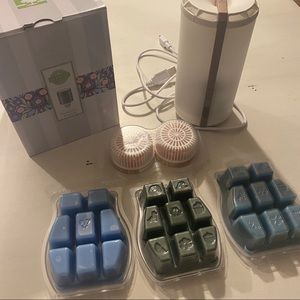 SCENTSY | Bundle! Wax melts/wax warmer, cordless diffuser
